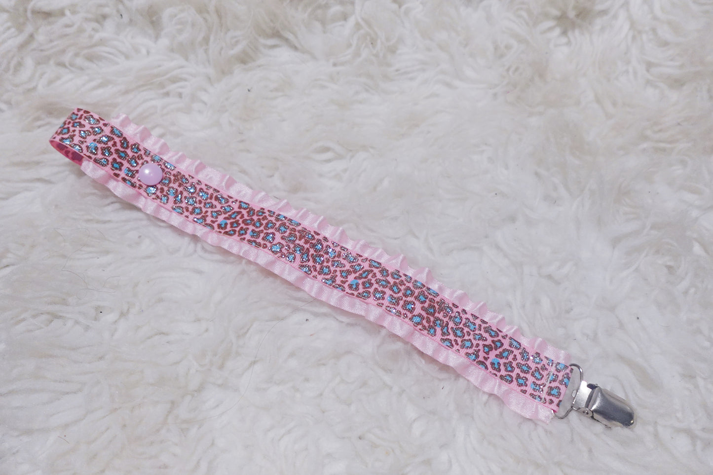 Glitter Cheetah | clip