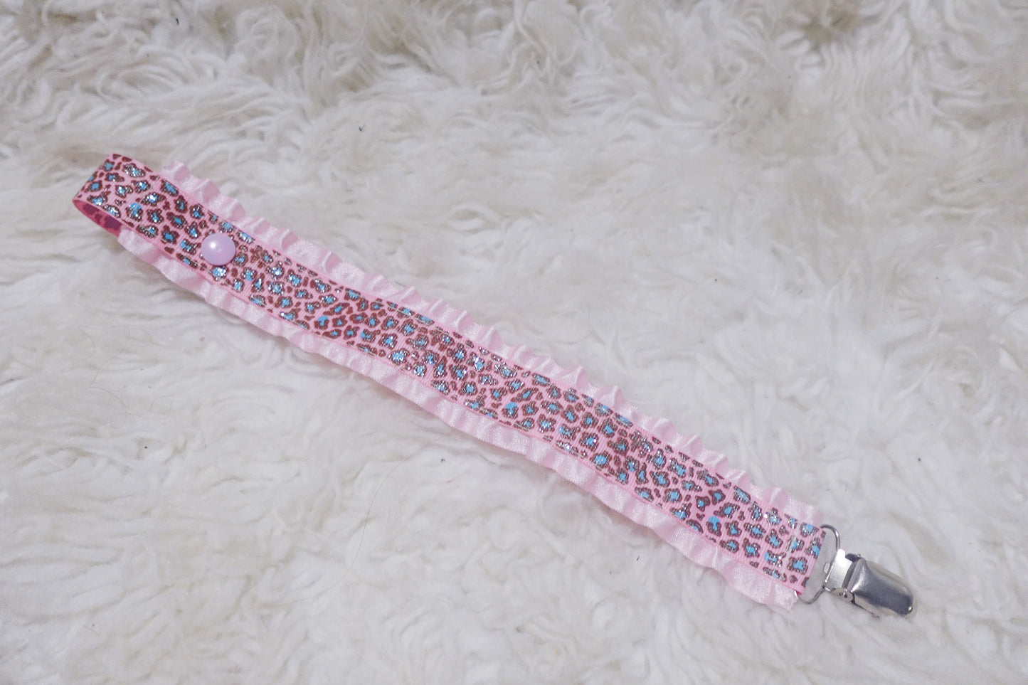 Glitter Cheetah | clip