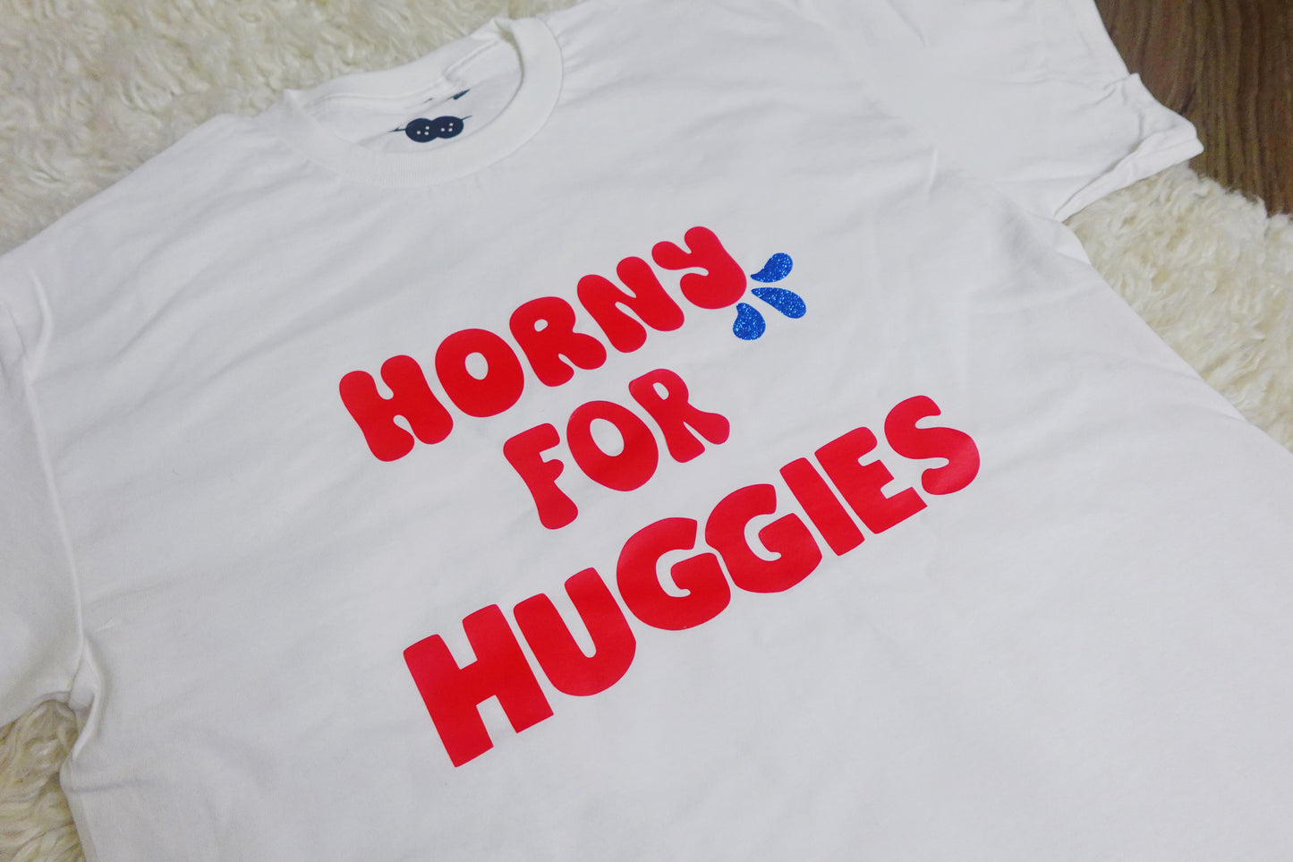 Horny For Huggies / Unisex T-Shirt