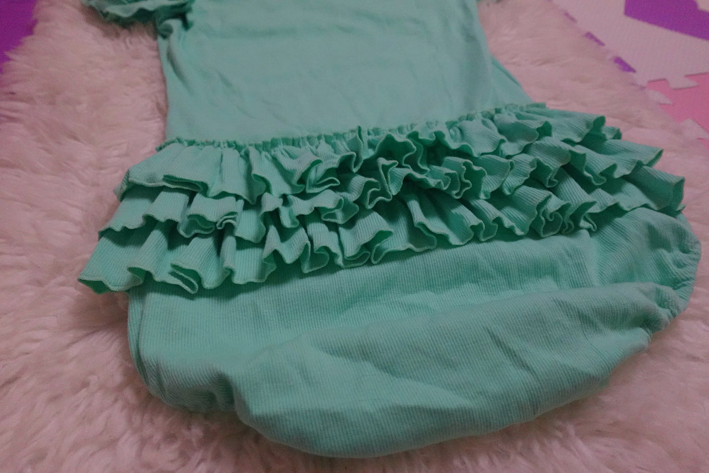 Misty Mint Ribbed Oneise