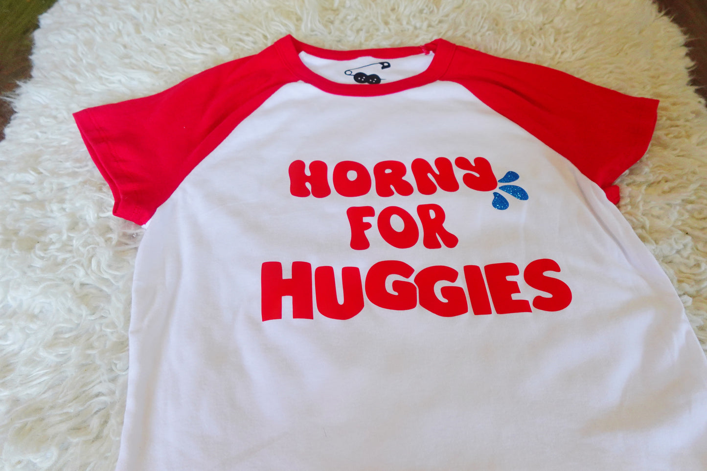 (XL/XXL) Horny For Huggies