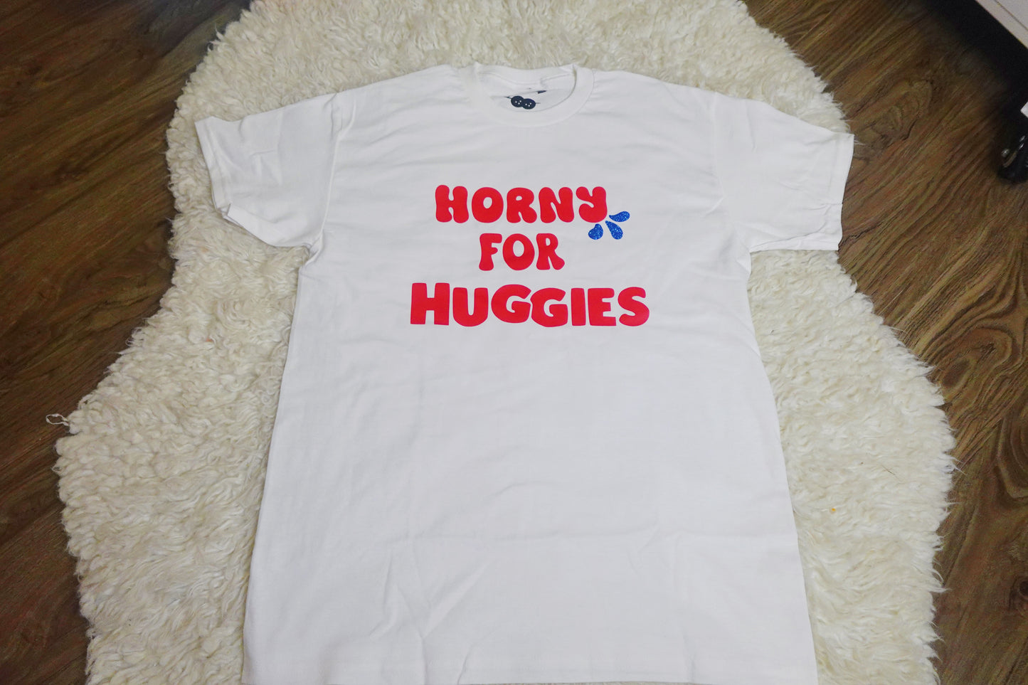 Horny For Huggies / Unisex T-Shirt